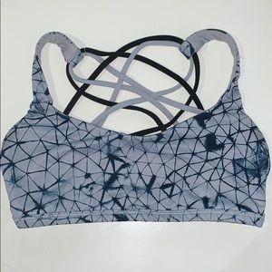 Lululemon free to be (wild) sports bra in blue